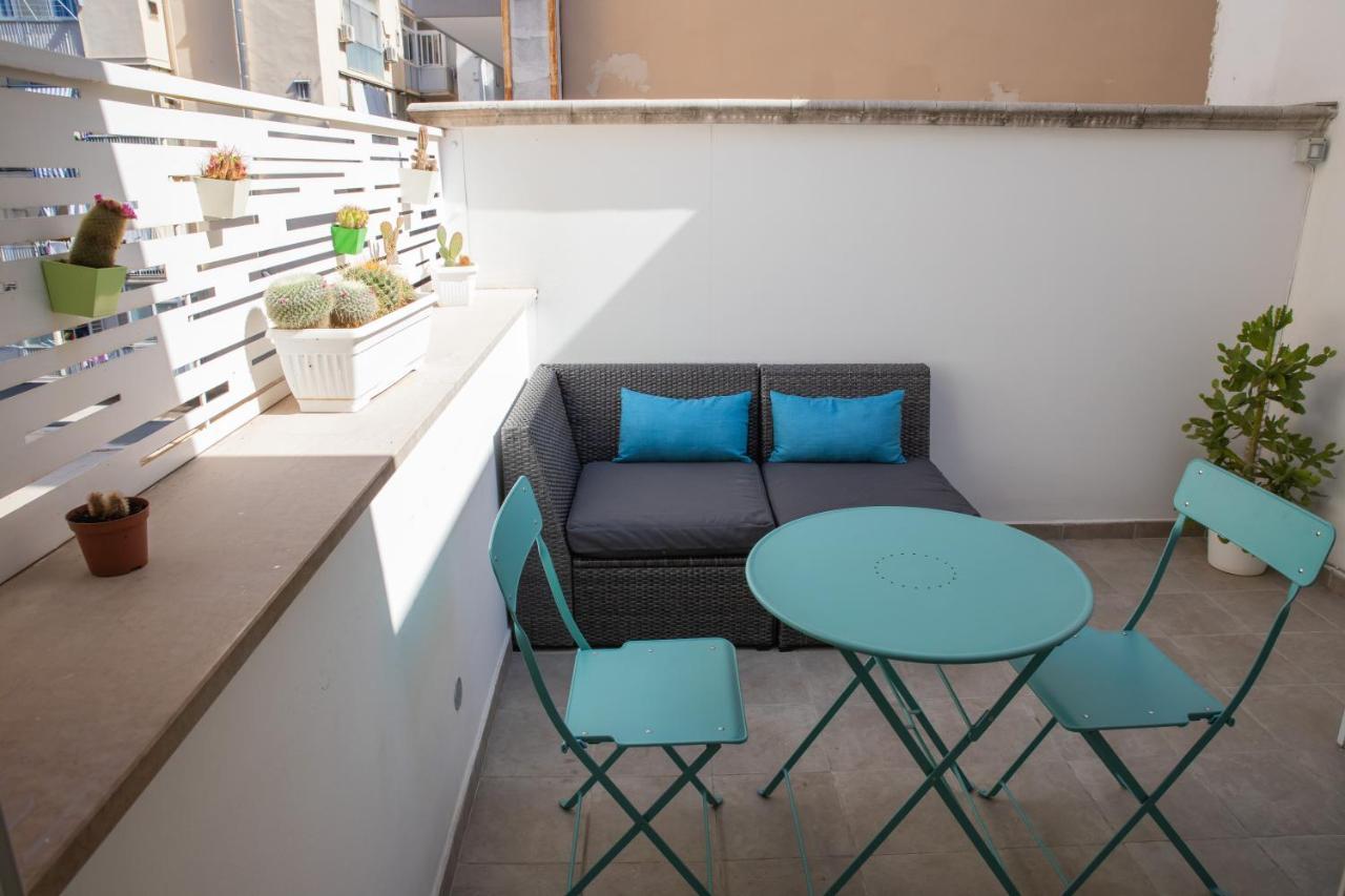 Casa Ginebras Apartment Бари Екстериор снимка