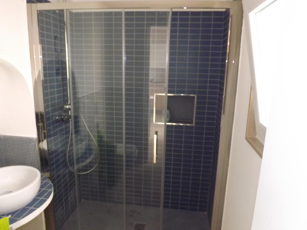 Casa Ginebras Apartment Бари Екстериор снимка