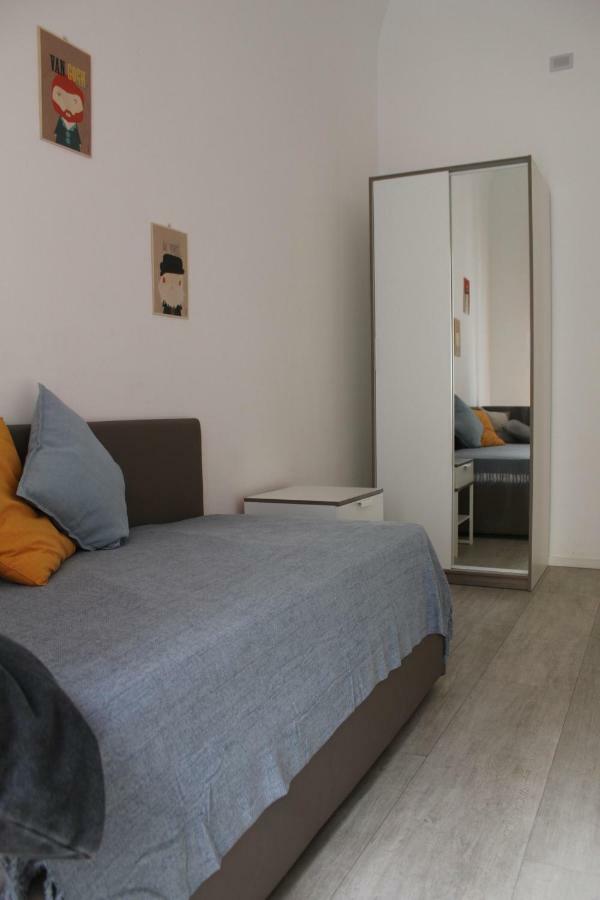 Casa Ginebras Apartment Бари Екстериор снимка