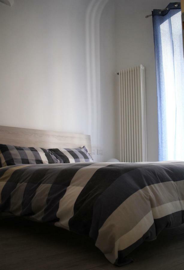 Casa Ginebras Apartment Бари Екстериор снимка