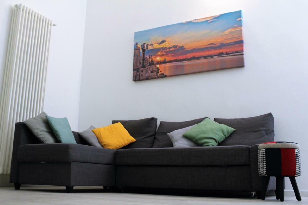 Casa Ginebras Apartment Бари Екстериор снимка